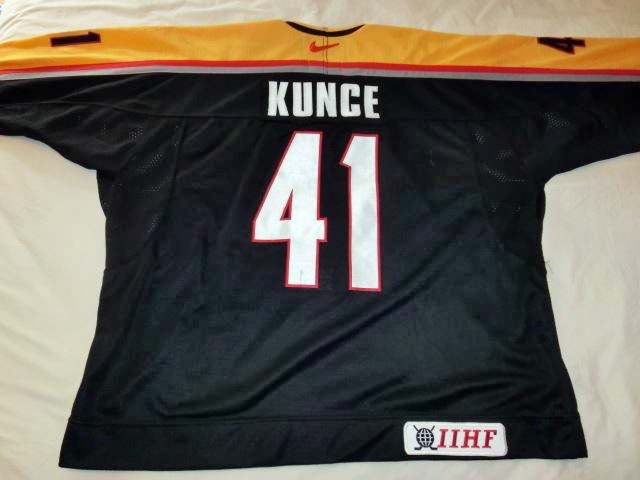 2002 Olymp Kunce black h